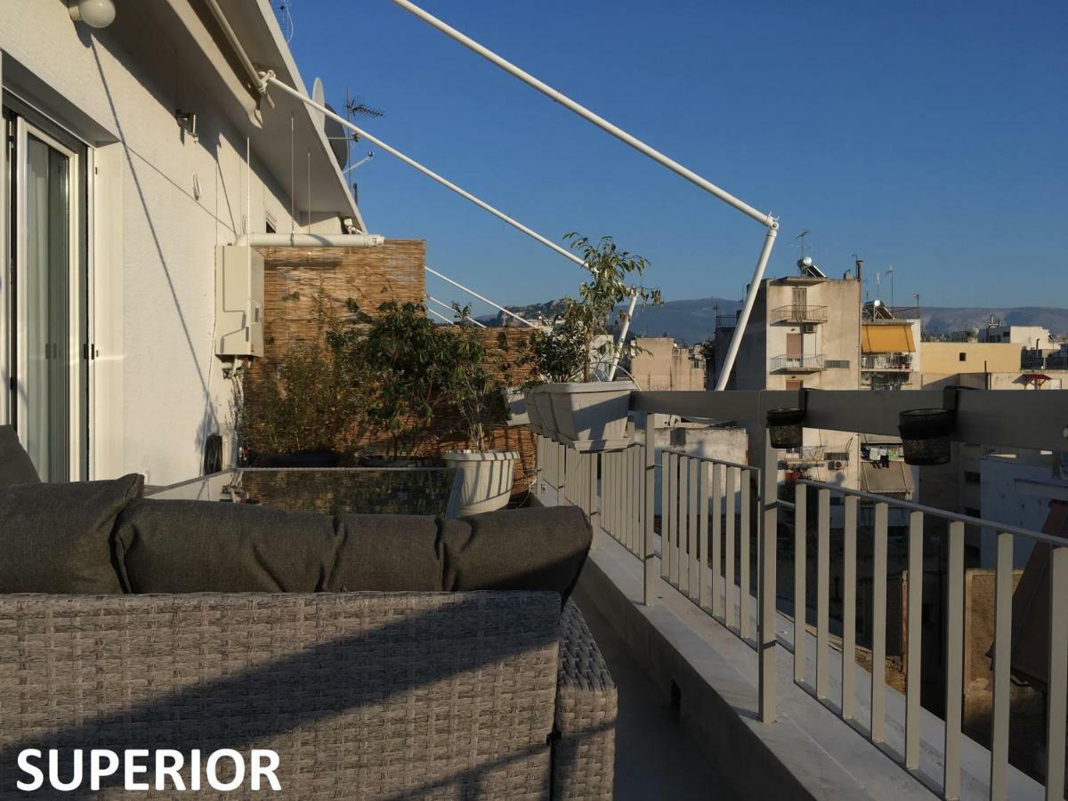 Sunkissed Rooftop Apartments เอเธนส์ ภายนอก รูปภาพ